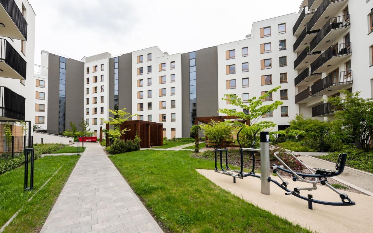 Wola Skwer Happy Apartment Warschau Exterior foto