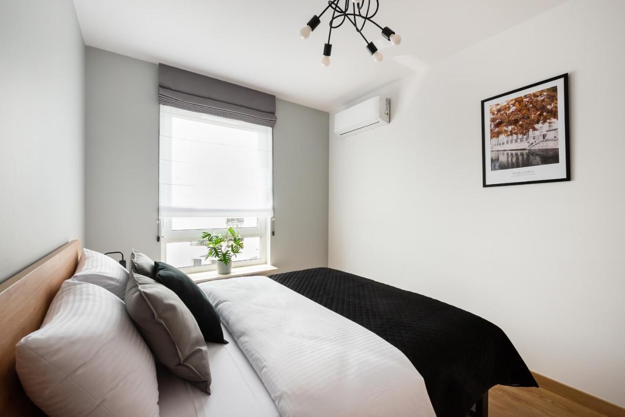 Wola Skwer Happy Apartment Warschau Exterior foto