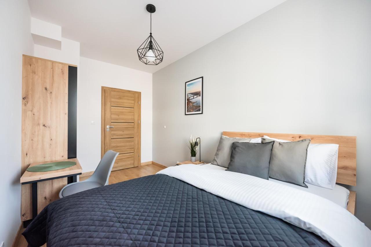 Wola Skwer Happy Apartment Warschau Exterior foto